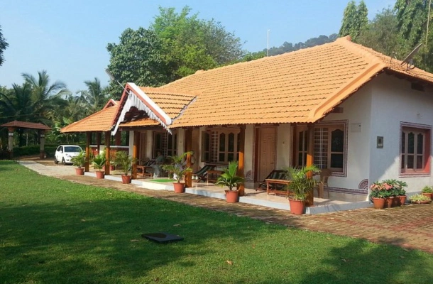 Home Stay Image