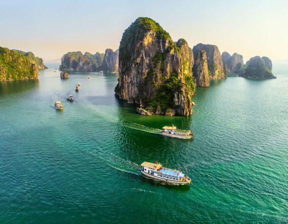 Hanoi - Halong Bay 4 Days Vietnam Tour
