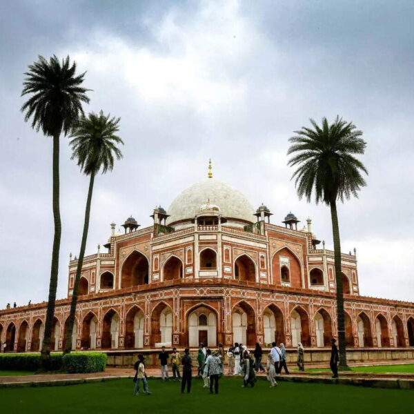 golden tour package delhi humayun tomb